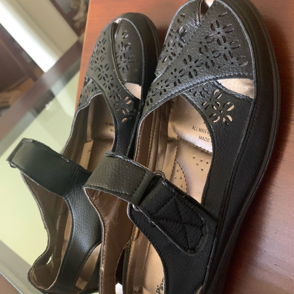 Women shoes